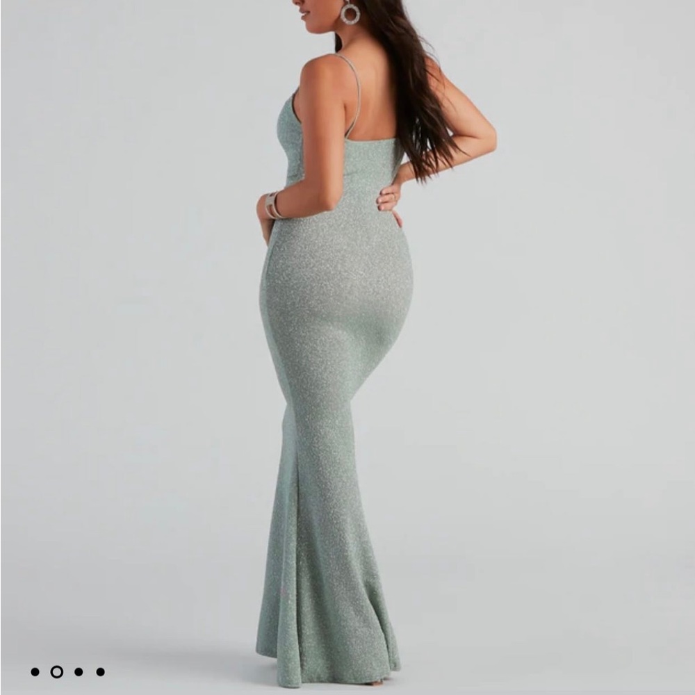 Small windsor prom dress